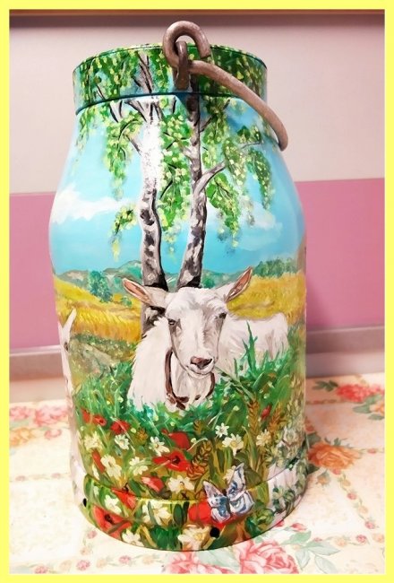 painted milk can in oil - white gotas (sold) - Click Image to Close